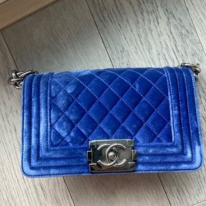 Chanel velvet boy bag small blue